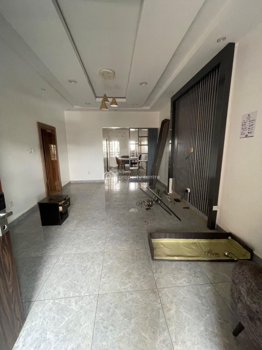 Nicely Built 3 Bedroom Flat with Swimming Pool, Katampe, Abuja, Flat / Apartment for Rent