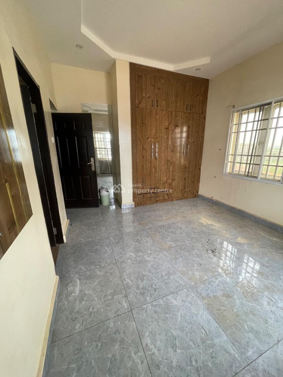 Nicely Built 3 Bedroom Flat with Swimming Pool, Katampe, Abuja, Flat / Apartment for Rent