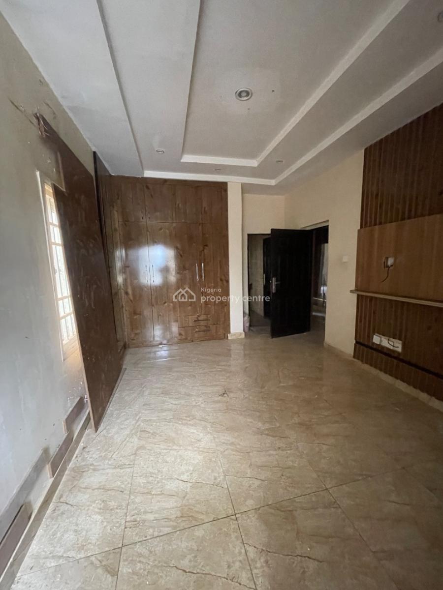 Nicely Built 3 Bedroom Flat with Swimming Pool, Katampe, Abuja, Flat / Apartment for Rent