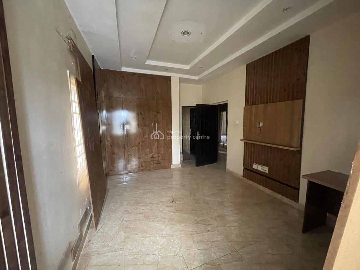 Nicely Built 3 Bedroom Flat with Swimming Pool, Katampe, Abuja, Flat / Apartment for Rent