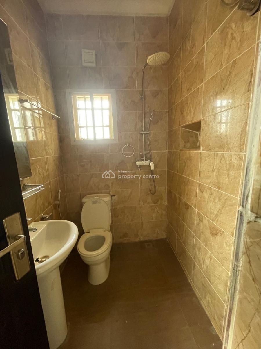 Nicely Built 3 Bedroom Flat with Swimming Pool, Katampe, Abuja, Flat / Apartment for Rent