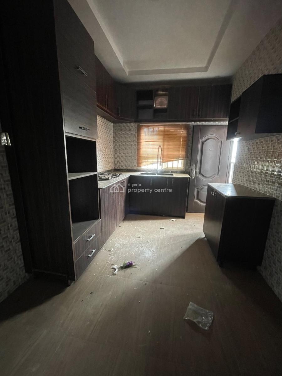 Nicely Built 3 Bedroom Flat with Swimming Pool, Katampe, Abuja, Flat / Apartment for Rent