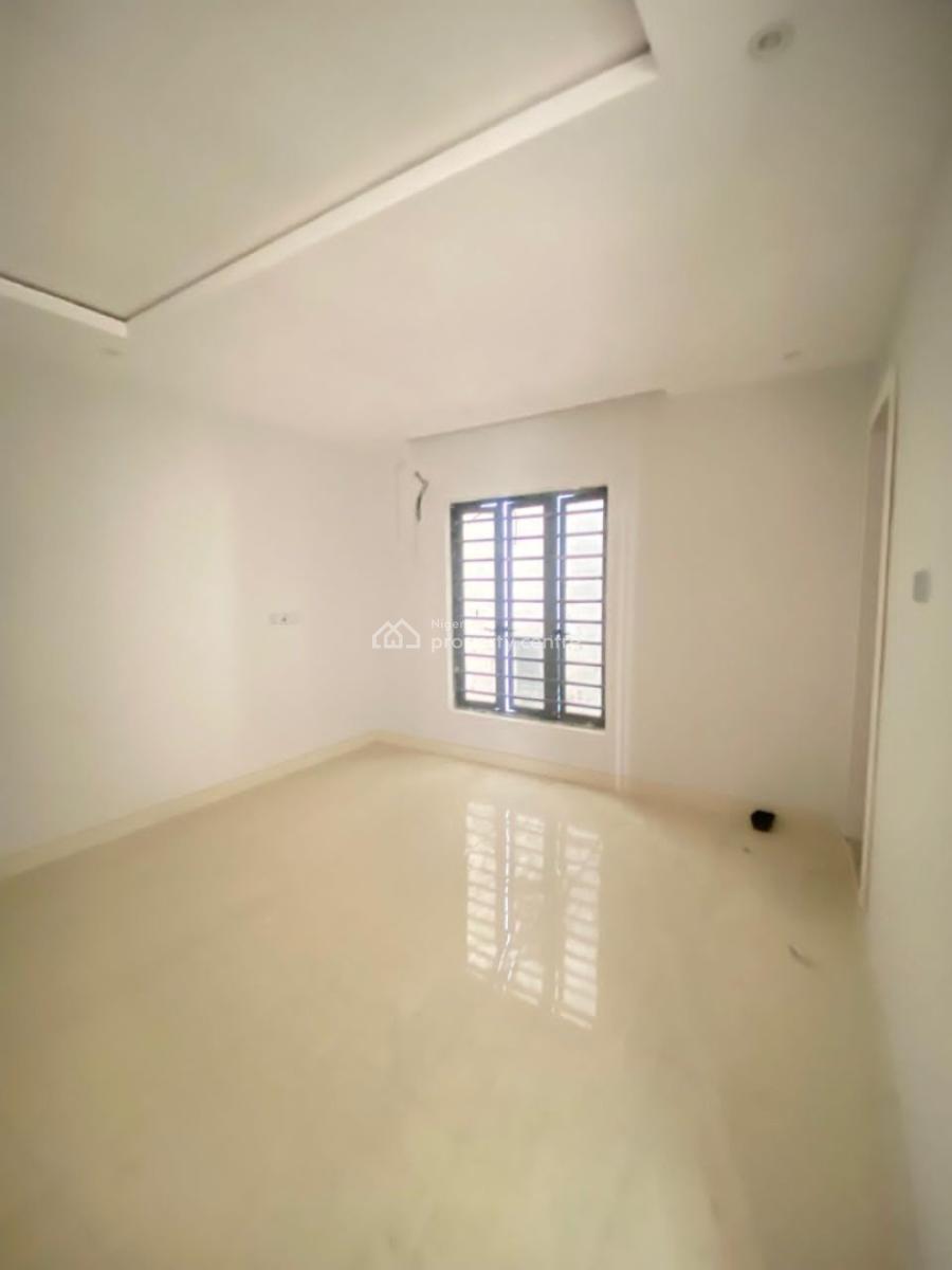 Exquisite 4bedroom Terrace Duplex in a Secure Estate, Ikate, Lekki, Lagos, Terraced Duplex for Sale