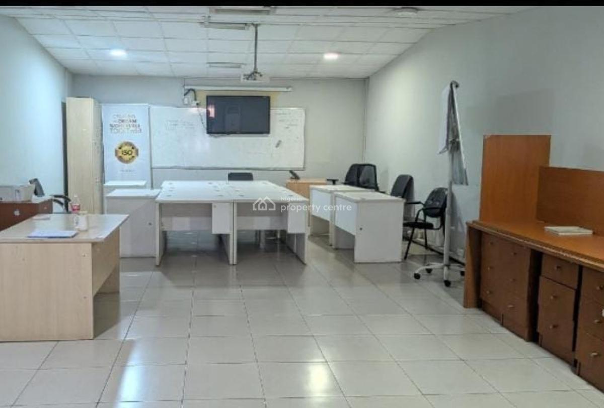 469sqm Office Space Along Cocoa Industries Road By Guiness, Ikeja, Oba Akran, Ikeja, Lagos, Office Space for Rent