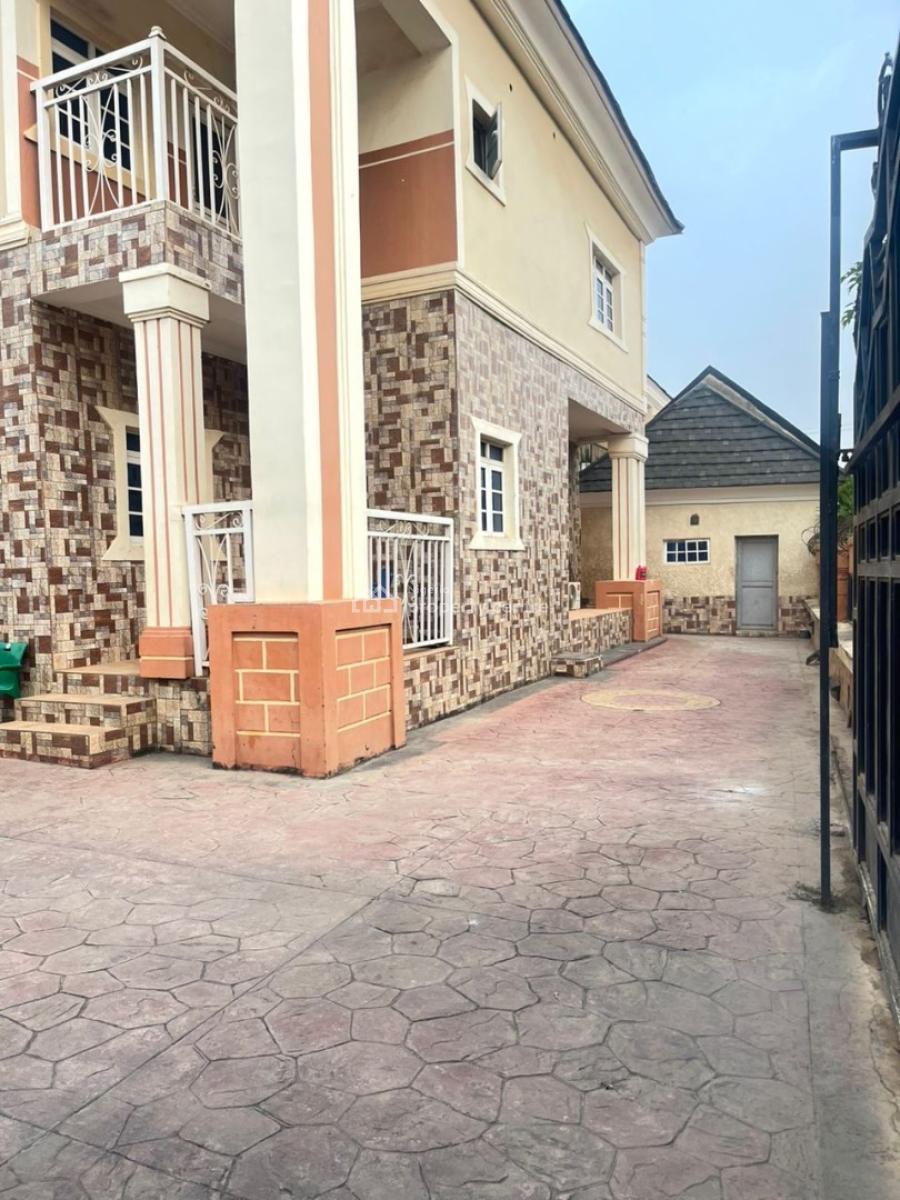 6 Bedrooms Fully Detached Duplex   with 3 Bedrooms Bq, Gwarinpa, Abuja, Detached Duplex for Sale