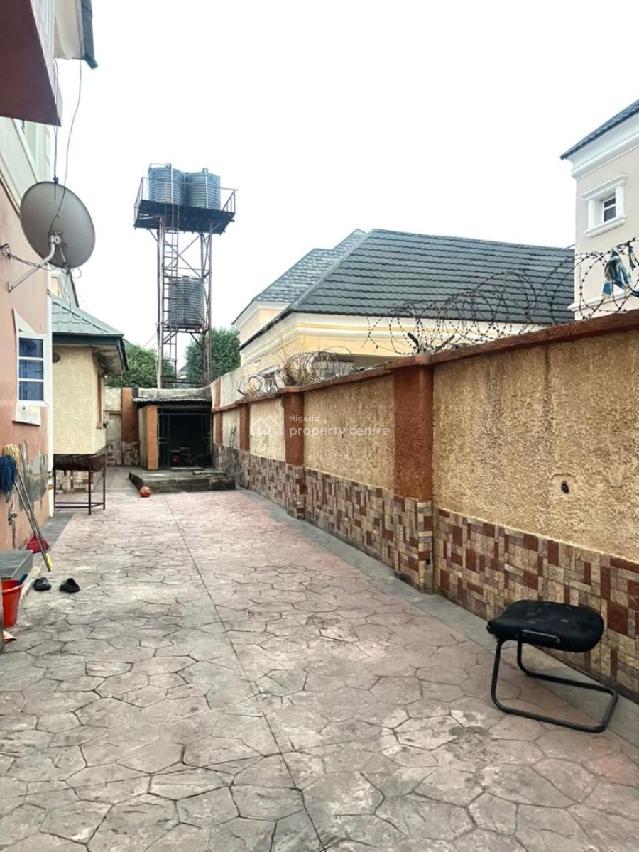 6 Bedrooms Fully Detached Duplex   with 3 Bedrooms Bq, Gwarinpa, Abuja, Detached Duplex for Sale