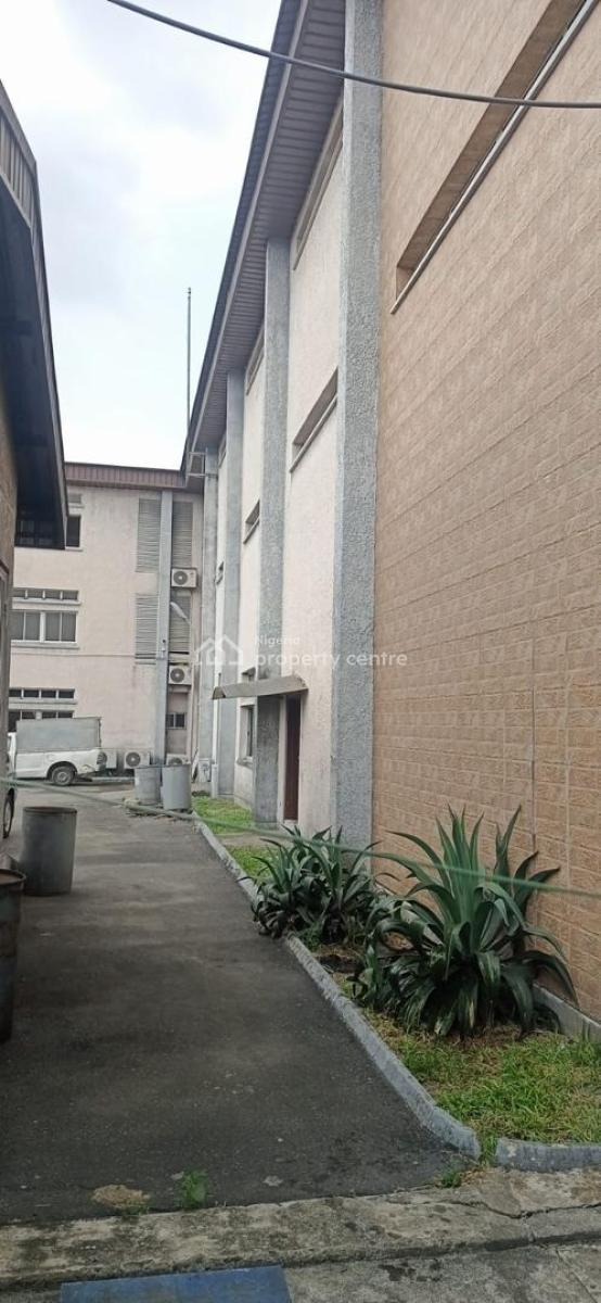 Commercial Building on 3000sqm Land, Ordinance Road, Trans Amadi, Port Harcourt, Rivers, Plaza / Complex / Mall for Sale
