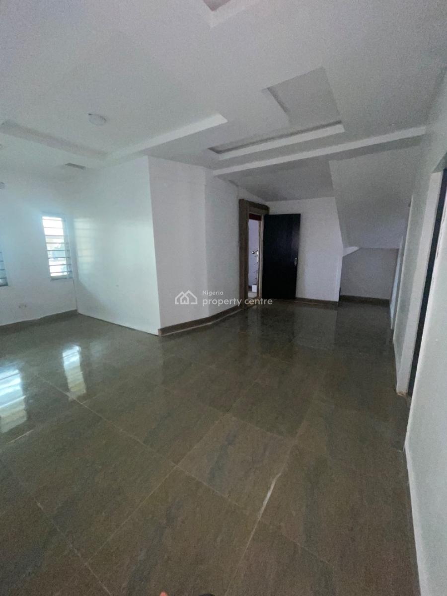 a Spacious Room and Parlor, Paradise Estate Chevron Alternative Road, Lekki, Lagos, Mini Flat (room and Parlour) for Rent