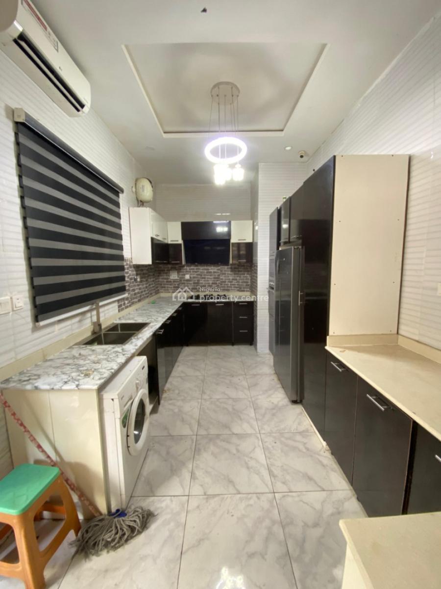Distress Modern 4 Bedroom Semi Detached Duplex with Bq Available, Chevron, Lekki, Lagos, Semi-detached Duplex for Sale