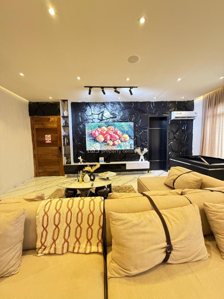 Luxury 3 Bedroom Penthouse with Private Cinema, Ps5 and Pool, Ikate, Lekki, Lagos, Flat / Apartment Short Let