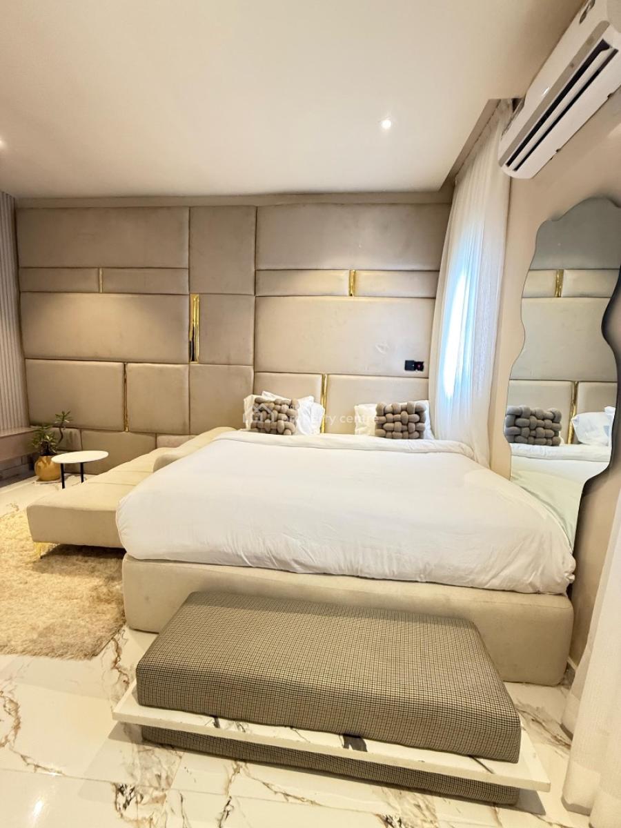 Luxury 3 Bedroom Penthouse with Private Cinema, Ps5 and Pool, Ikate, Lekki, Lagos, Flat / Apartment Short Let