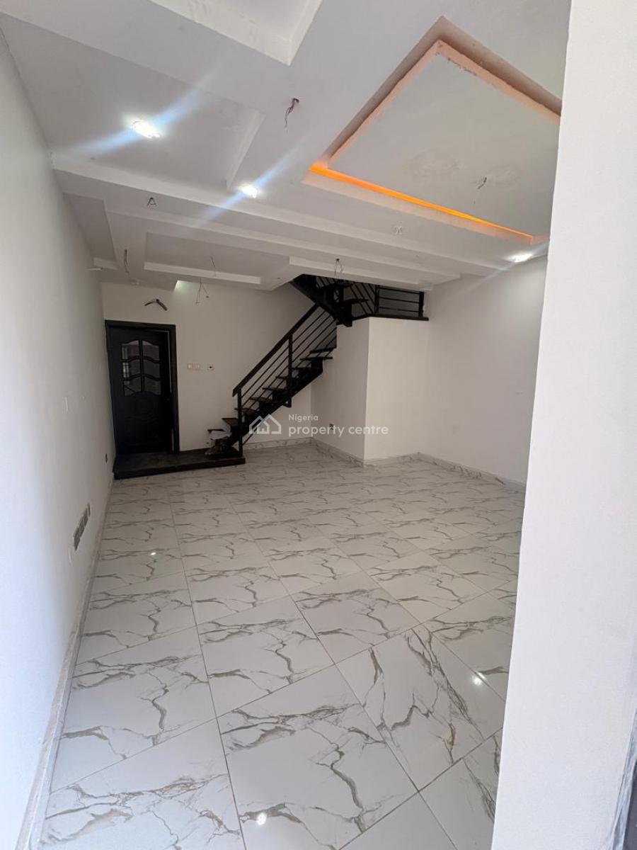 2 Bedroom Apartment, Badore, Ajah, Lagos, Flat / Apartment for Rent