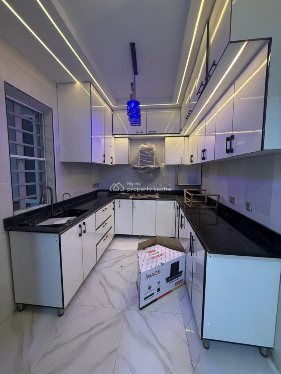 4 Bedroom Townhouse, Lekki, Lagos, House for Sale