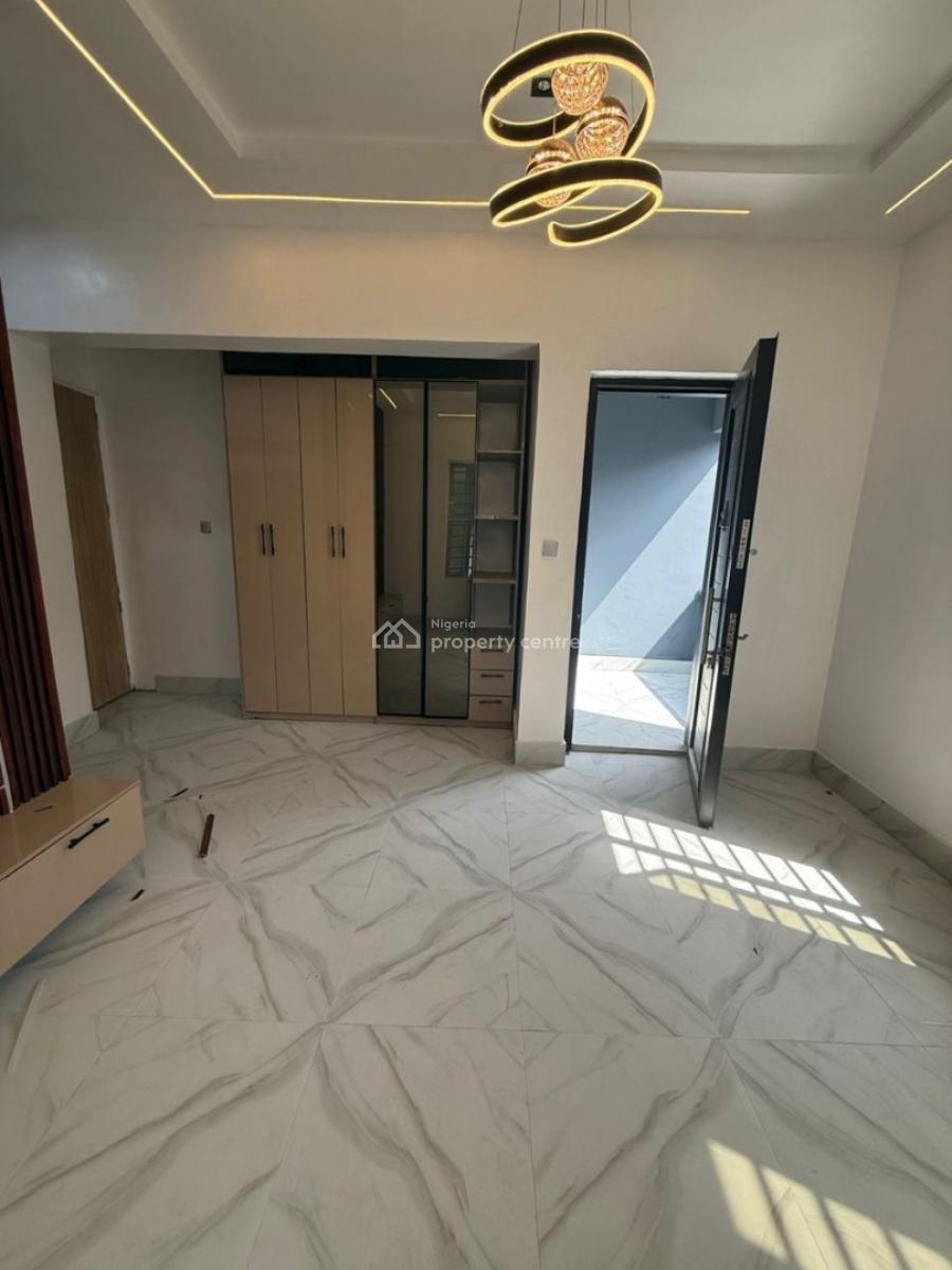 4 Bedroom Townhouse, Lekki, Lagos, House for Sale
