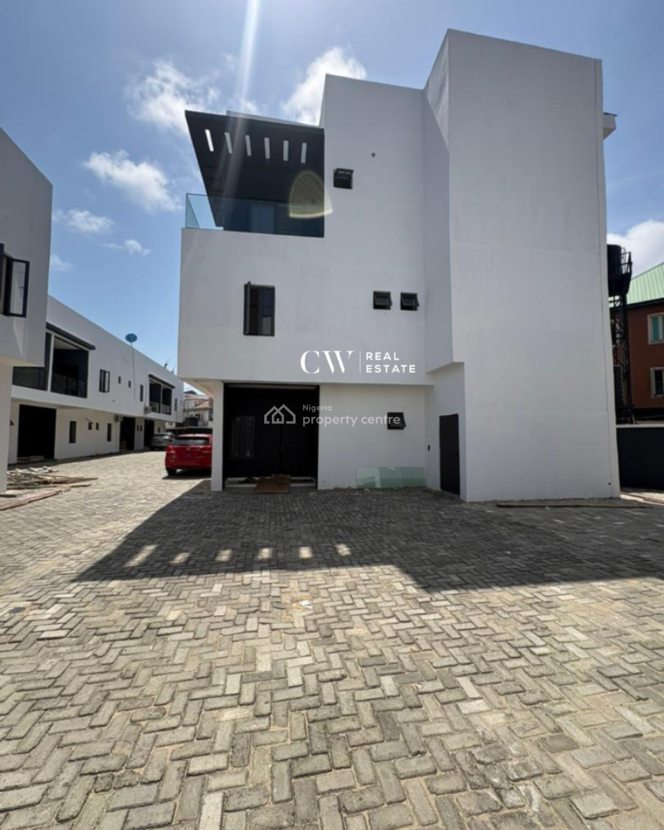 3 Bedroom Penthouse with Bq, Ikota, Lekki, Lagos, Flat / Apartment for Sale