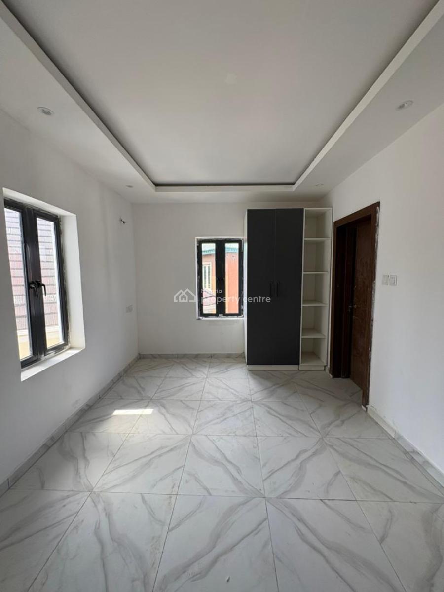 3 Bedroom Penthouse with Bq, Ikota, Lekki, Lagos, Flat / Apartment for Sale