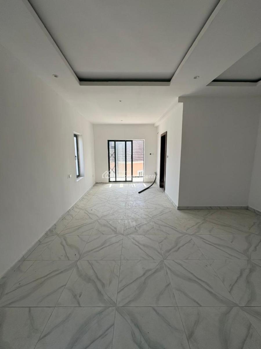 3 Bedroom Penthouse with Bq, Ikota, Lekki, Lagos, Flat / Apartment for Sale