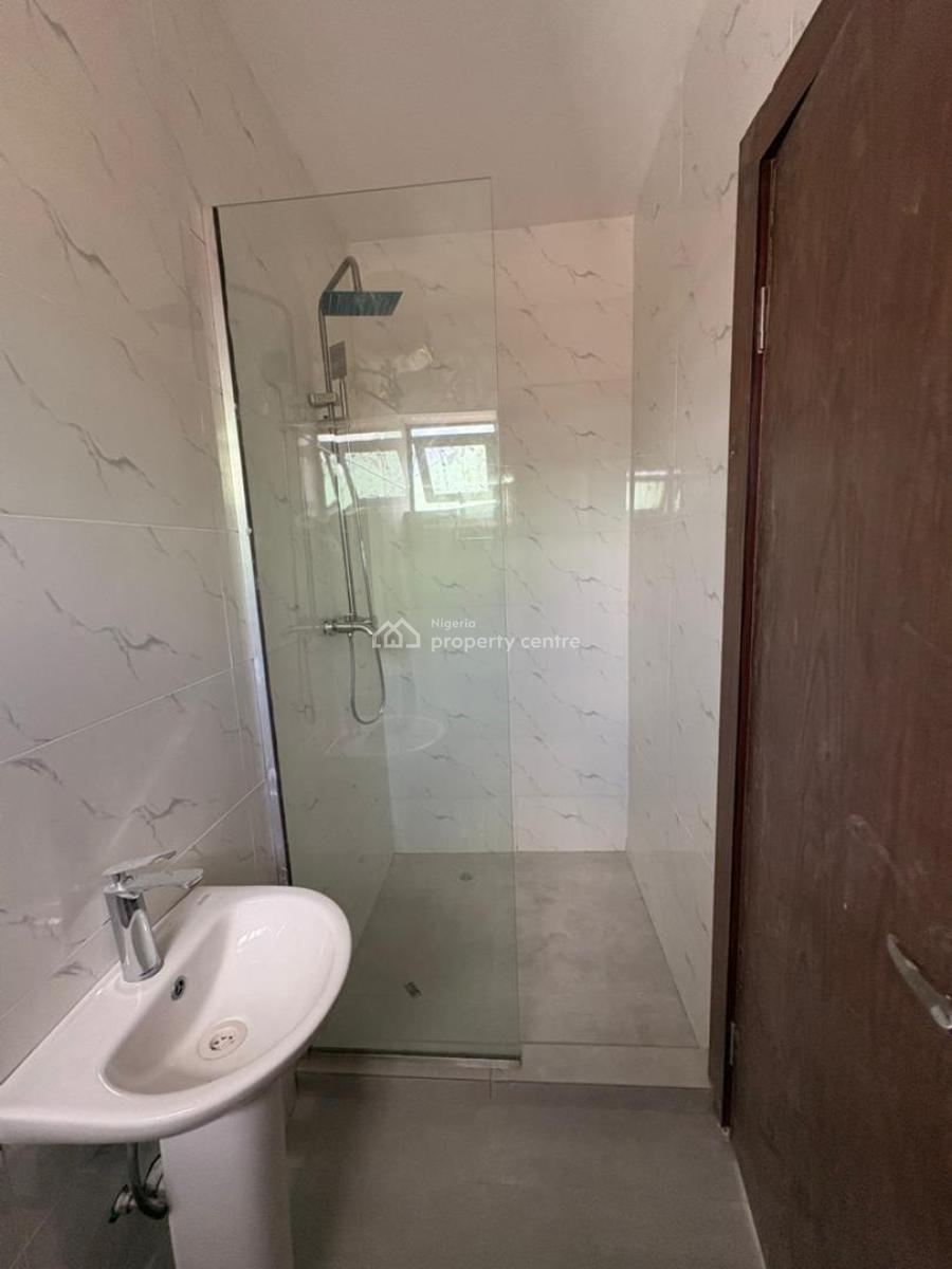 3 Bedroom Penthouse with Bq, Ikota, Lekki, Lagos, Flat / Apartment for Sale