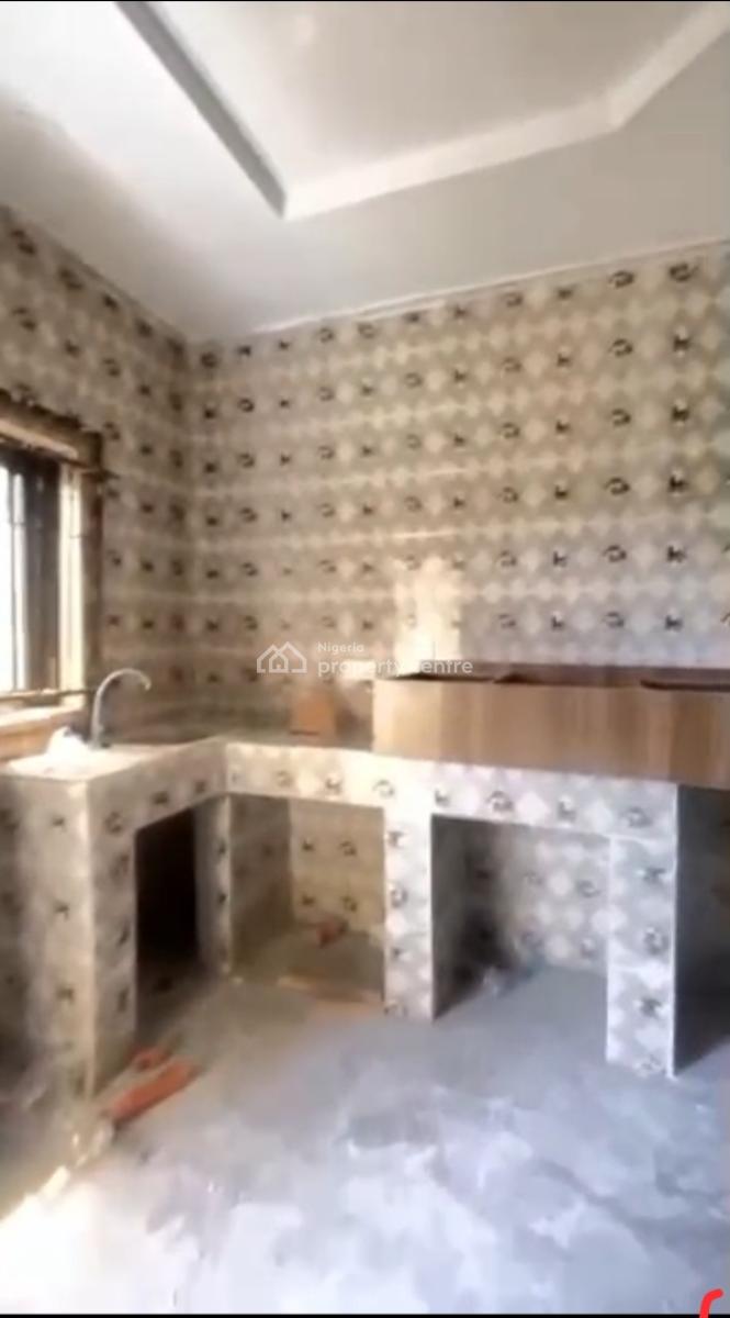 Standard 2 Bedroom, Radio Estate, Port Harcourt, Rivers, Flat / Apartment for Rent