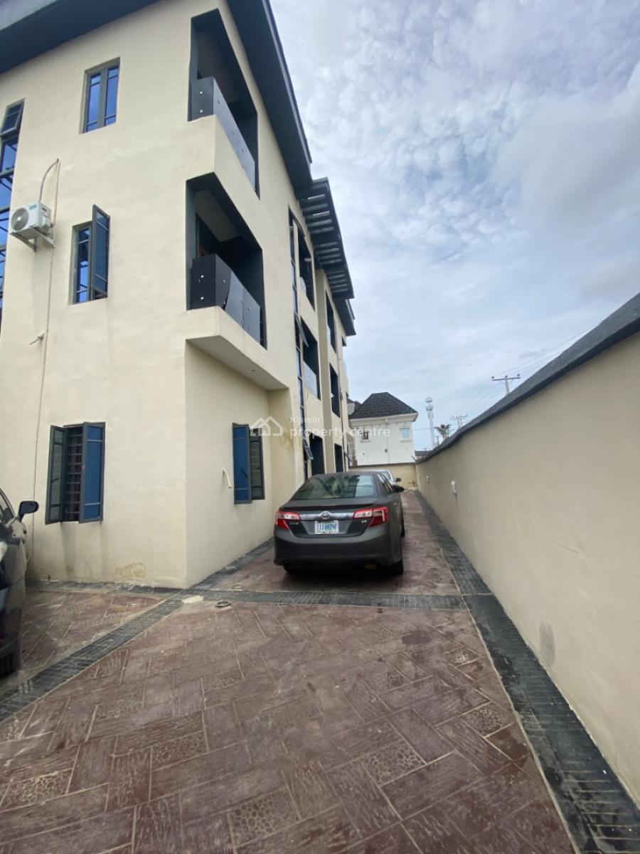 Spacious 2 Bedrooms Flats Downstairs, Sangotedo Ajah ,lagos, Sangotedo, Ajah, Lagos, Flat / Apartment for Rent