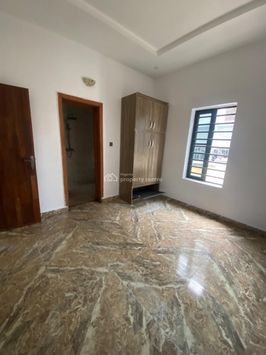 Spacious 2 Bedrooms Flats Downstairs, Sangotedo Ajah ,lagos, Sangotedo, Ajah, Lagos, Flat / Apartment for Rent