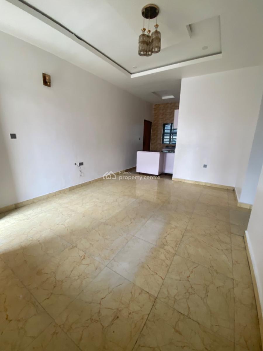 Spacious 2 Bedrooms Flats Downstairs, Sangotedo Ajah ,lagos, Sangotedo, Ajah, Lagos, Flat / Apartment for Rent