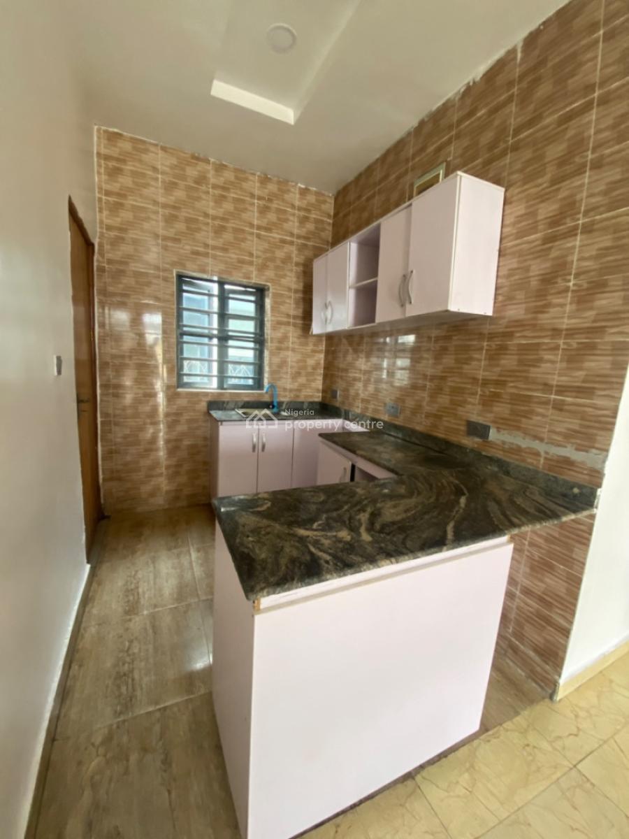 Spacious 2 Bedrooms Flats Downstairs, Sangotedo Ajah ,lagos, Sangotedo, Ajah, Lagos, Flat / Apartment for Rent