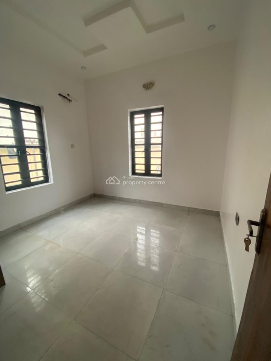 Spacious 2 Bedrooms Flats Downstairs, Sangotedo Ajah ,lagos, Sangotedo, Ajah, Lagos, Flat / Apartment for Rent
