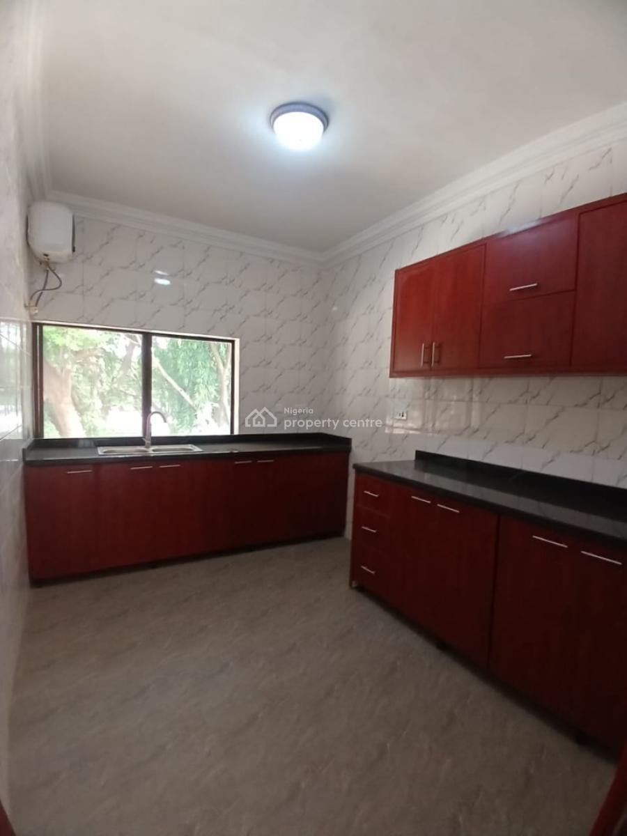Spacious and Sharp 3 Bedroom Flat, Asokoro District, Abuja, Flat / Apartment for Rent