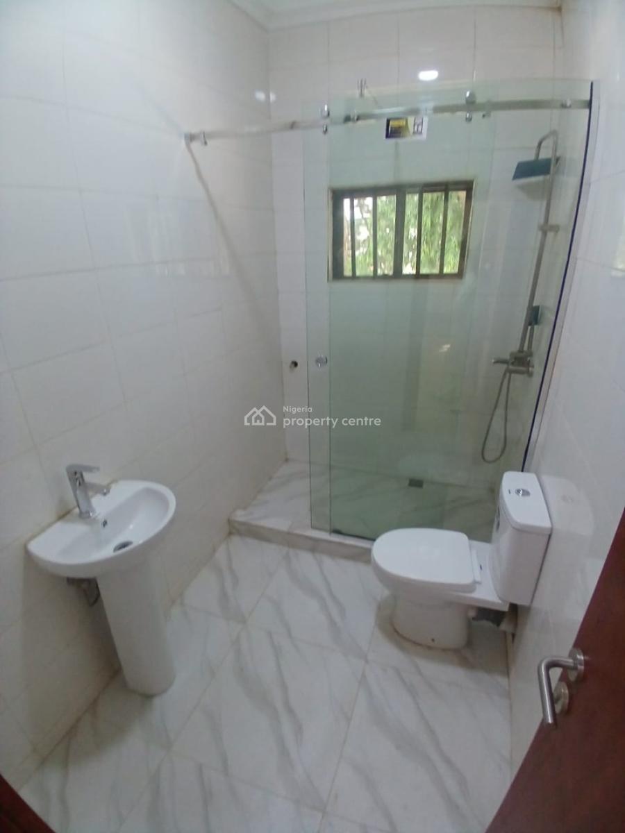 Spacious and Sharp 3 Bedroom Flat, Asokoro District, Abuja, Flat / Apartment for Rent