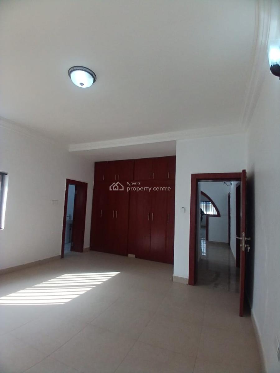 Spacious and Sharp 3 Bedroom Flat, Asokoro District, Abuja, Flat / Apartment for Rent