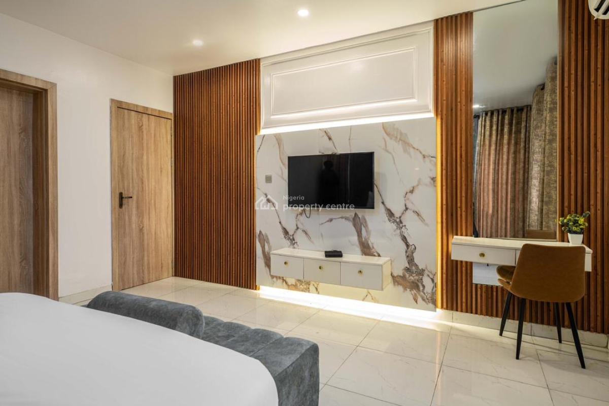 Luxury 2 Bedroom Apartment with Mini Wine Bar and Balconies, Ikate Lekki, Lekki, Lagos, Flat / Apartment Short Let