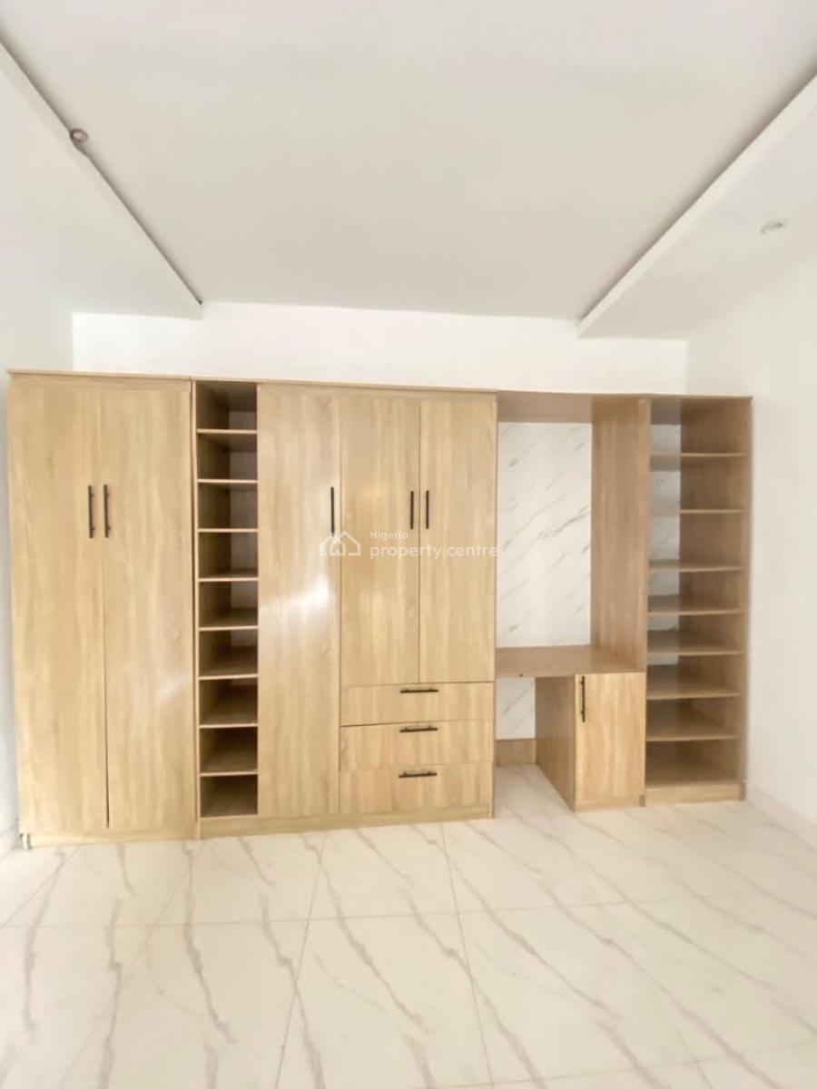 Stunning Spacious 3bedroom Apartment with Elevator in a Secure Estate, Ikate, Lekki, Lagos, Flat / Apartment for Sale
