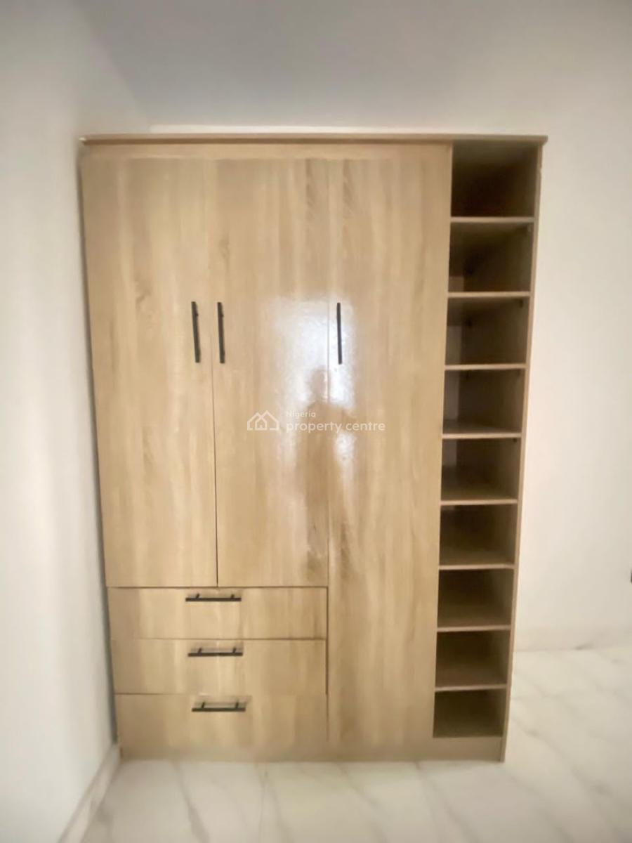 Stunning Spacious 3bedroom Apartment with Elevator in a Secure Estate, Ikate, Lekki, Lagos, Flat / Apartment for Sale
