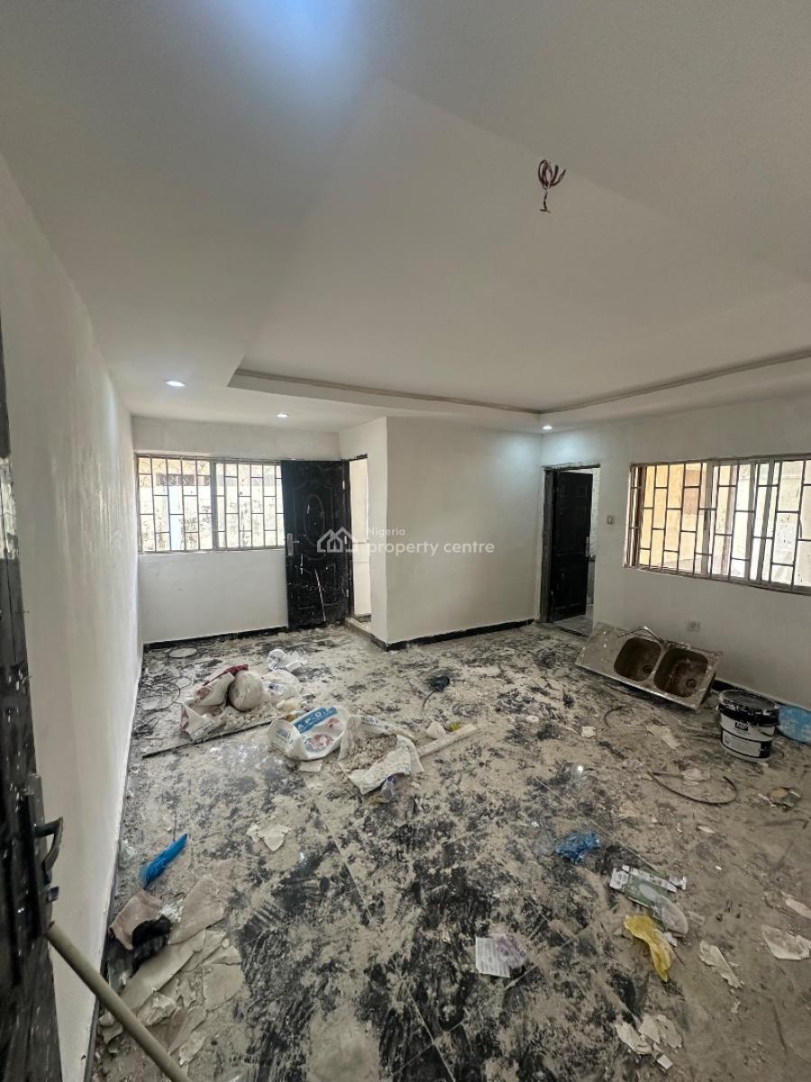 a Very Spacious Room Self Contain Apartment in a Decent Neighborhood, 3rd Avenue, Gwarinpa, Abuja, Self Contain (single Rooms) for Rent