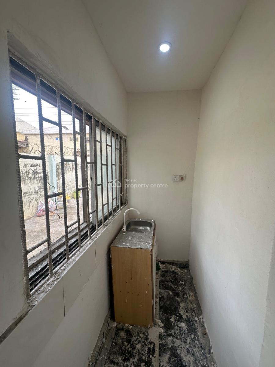 a Very Spacious Room Self Contain Apartment in a Decent Neighborhood, 3rd Avenue, Gwarinpa, Abuja, Self Contain (single Rooms) for Rent