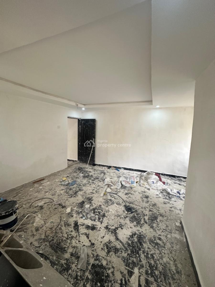 a Very Spacious Room Self Contain Apartment in a Decent Neighborhood, 3rd Avenue, Gwarinpa, Abuja, Self Contain (single Rooms) for Rent