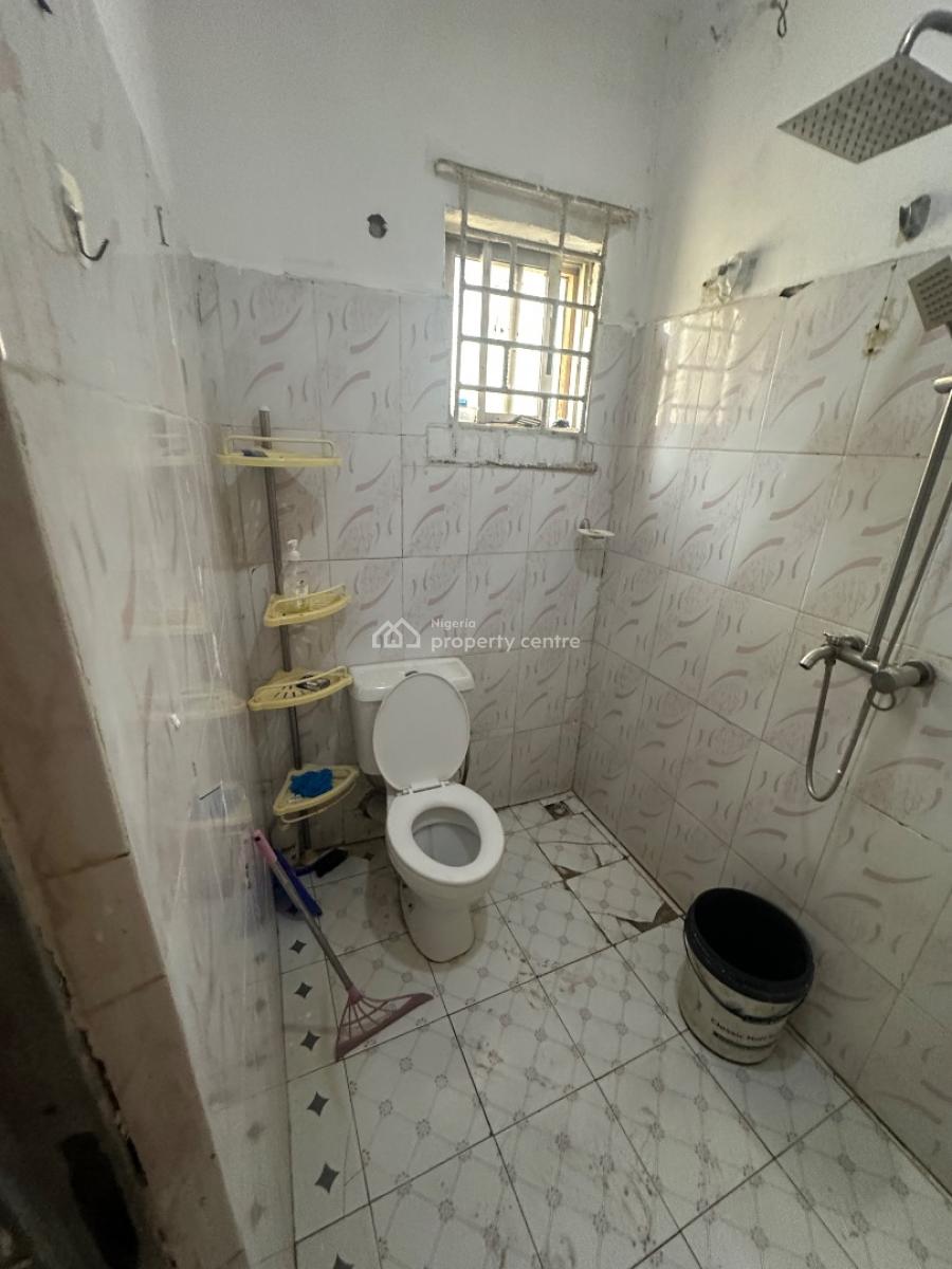 a Spacious Room Self Contain Apartment in a Secured Environment, 3rd Avenue, Gwarinpa, Abuja, Self Contain (single Rooms) for Rent