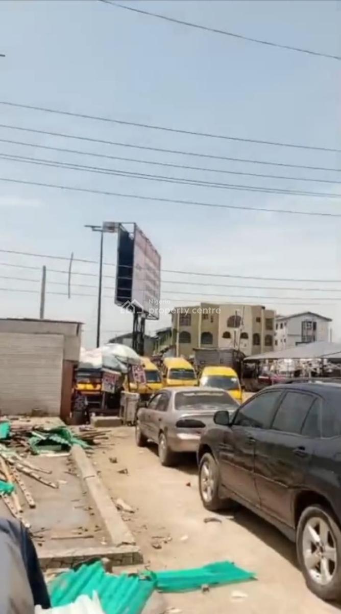 34 Units of Shops Together with 10 Rooms Hotel Structured, Along Lagos Road Ikorodu, Ikorodu, Lagos, Shop for Sale