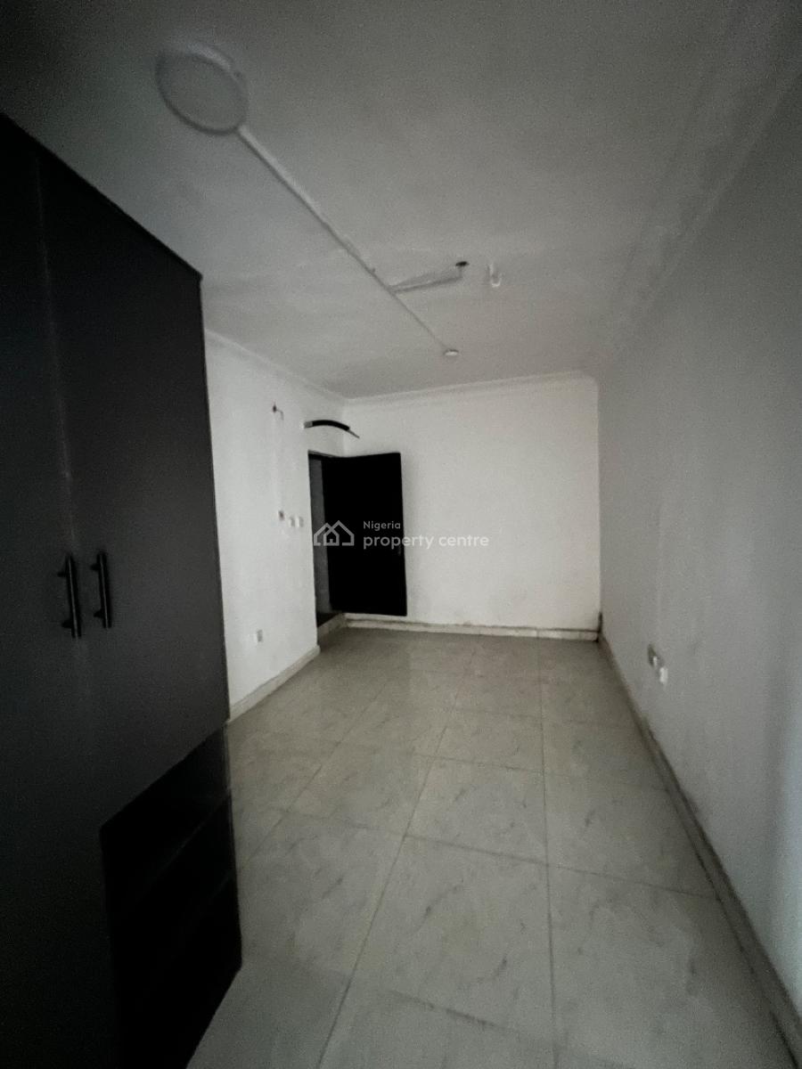 1 Bedroom Apartment, Lekki Phase 1, Lekki, Lagos, Mini Flat (room and Parlour) for Rent