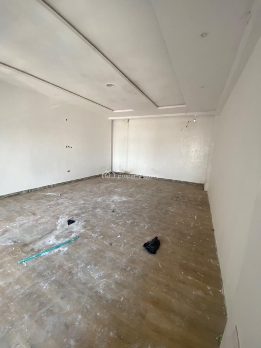 Spacious 37 Squares Meters Shop Space /mall, Lekki Phase 2, Lekki, Lagos, Plaza / Complex / Mall for Rent
