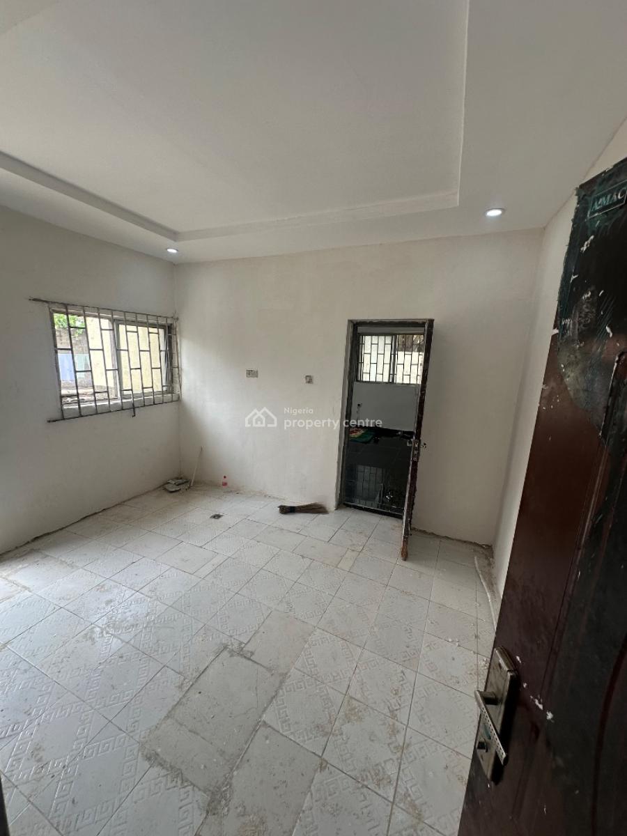 a Standard One Bedroom Apartment in Decent Environment, 3rd Avenue, Gwarinpa, Abuja, Mini Flat (room and Parlour) for Rent