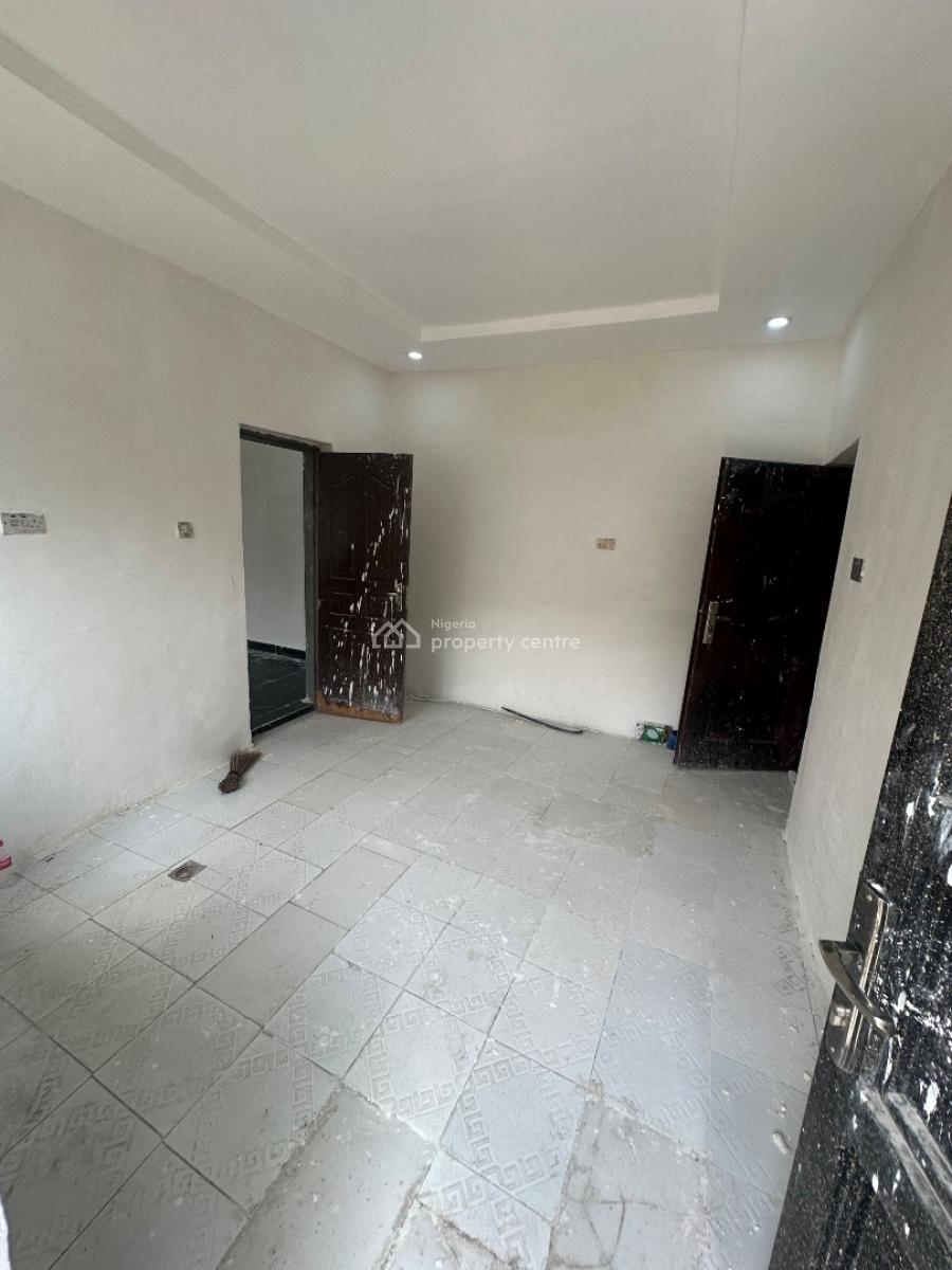 a Standard One Bedroom Apartment in Decent Environment, 3rd Avenue, Gwarinpa, Abuja, Mini Flat (room and Parlour) for Rent
