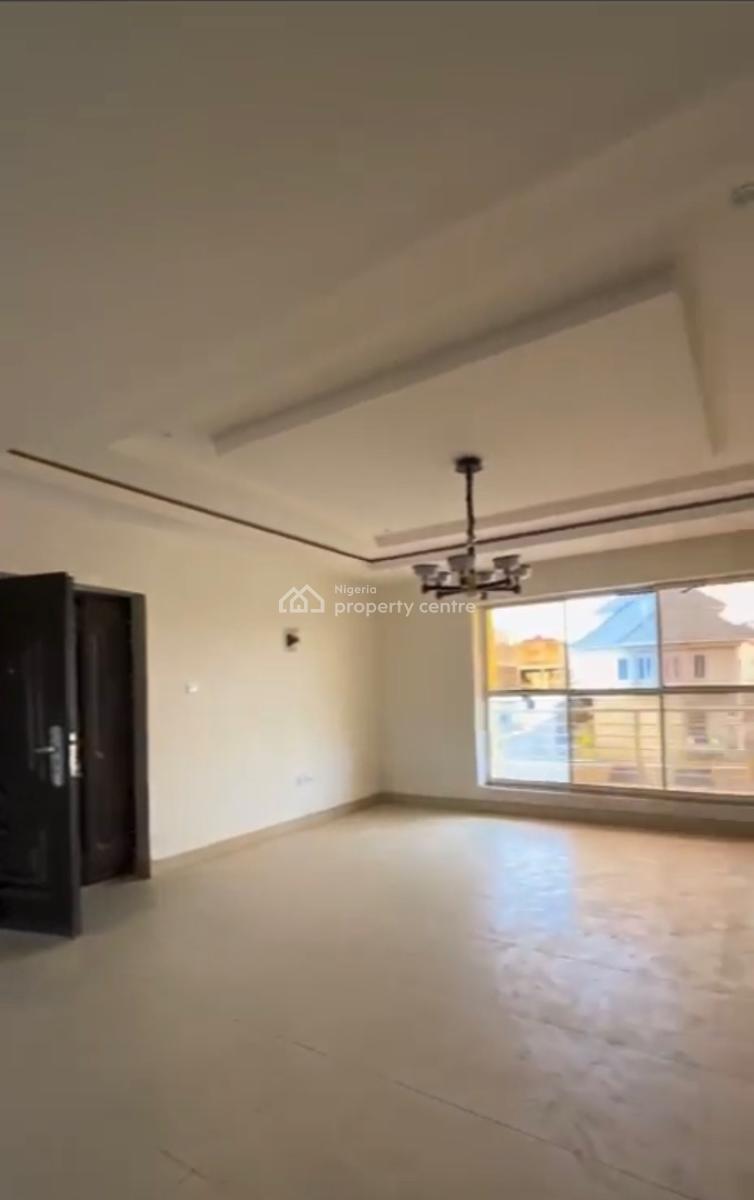 Luxurious Spacious 3bedroom En-suite Flat, Fha Guzape, Guzape District, Abuja, Block of Flats for Sale