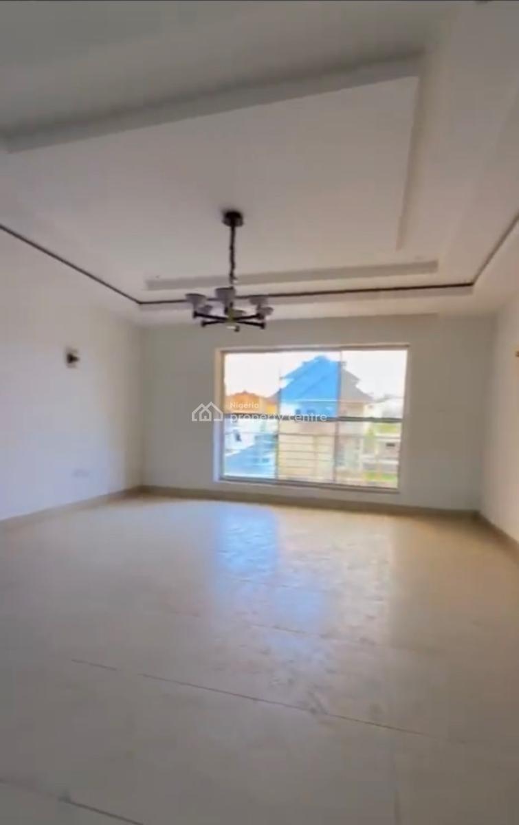 Luxurious Spacious 3bedroom En-suite Flat, Fha Guzape, Guzape District, Abuja, Block of Flats for Sale