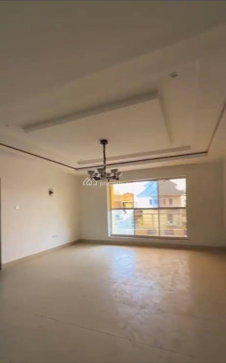Luxurious Spacious 3bedroom En-suite Flat, Fha Guzape, Guzape District, Abuja, Block of Flats for Sale