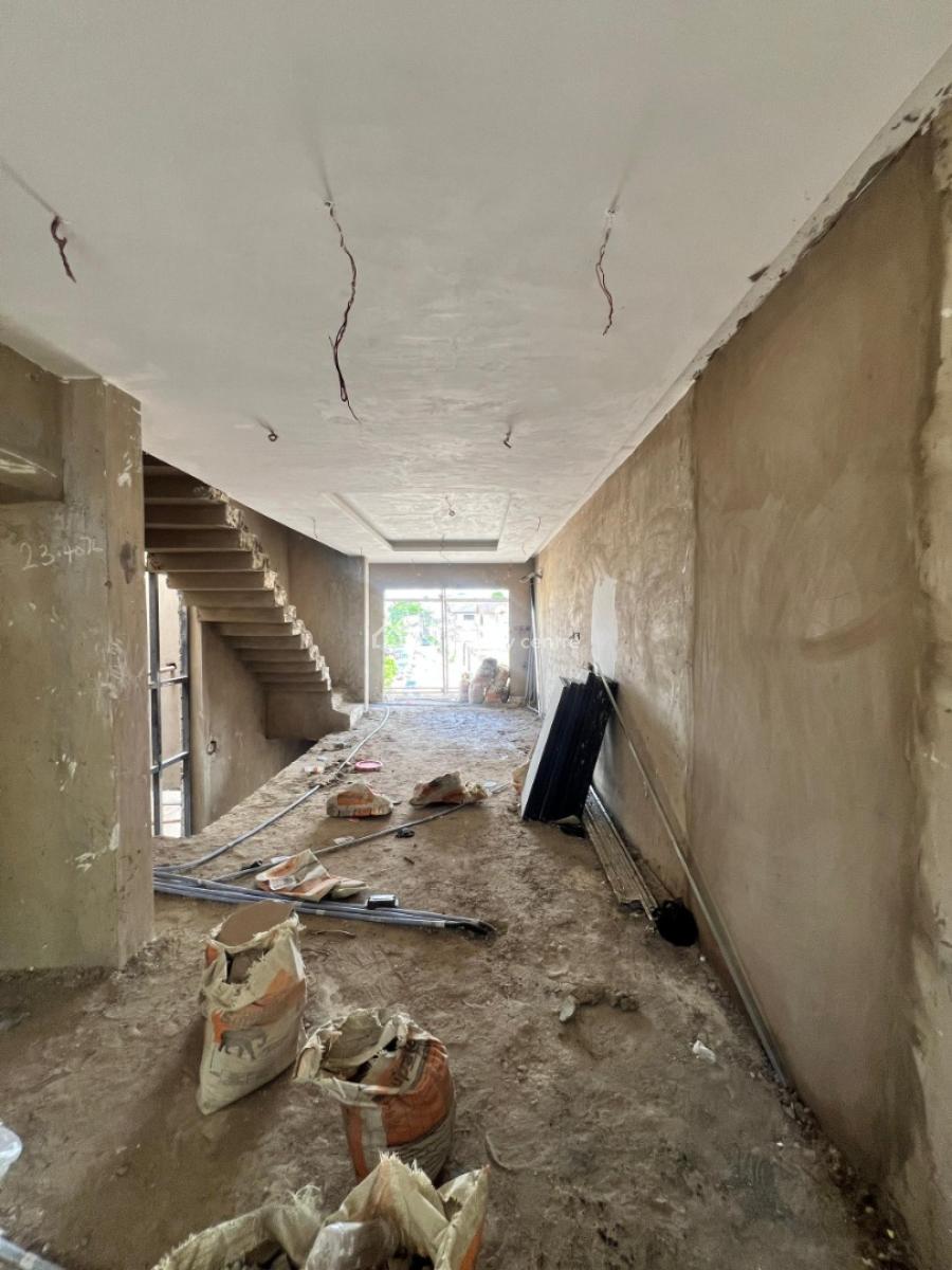 Very Spacious 4 Bedroom Terrace Duplex with Bq., Gra, Ogudu, Lagos, Terraced Duplex for Sale