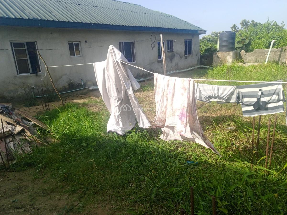 Good Quarter Plot of Land, Elesekan (just After Bogije), Ibeju Lekki, Lagos, Residential Land for Sale