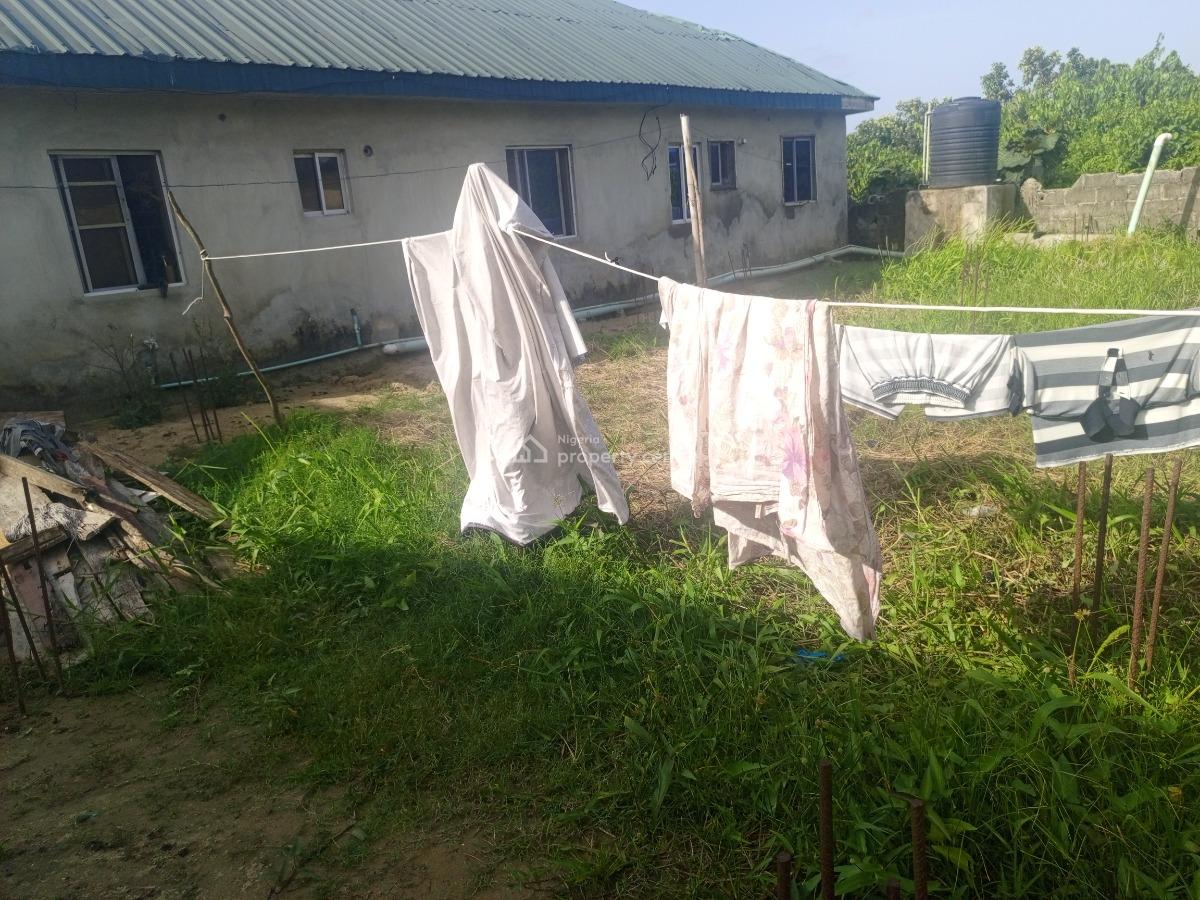 Good Quarter Plot of Land, Elesekan (just After Bogije), Ibeju Lekki, Lagos, Residential Land for Sale