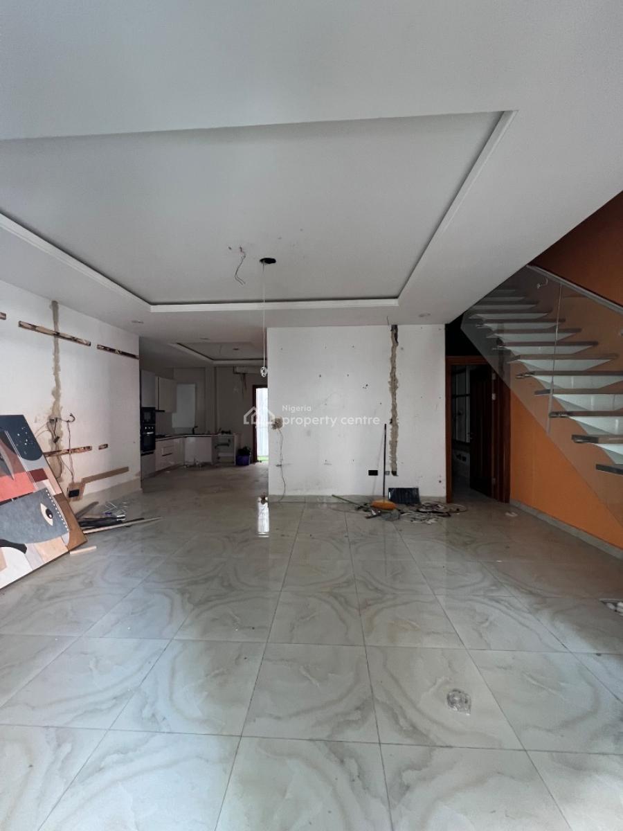 Luxury 2 Bedroom Apartment, Off Freedom Way, Lekki Phase 1, Lekki, Lagos, Flat / Apartment for Rent